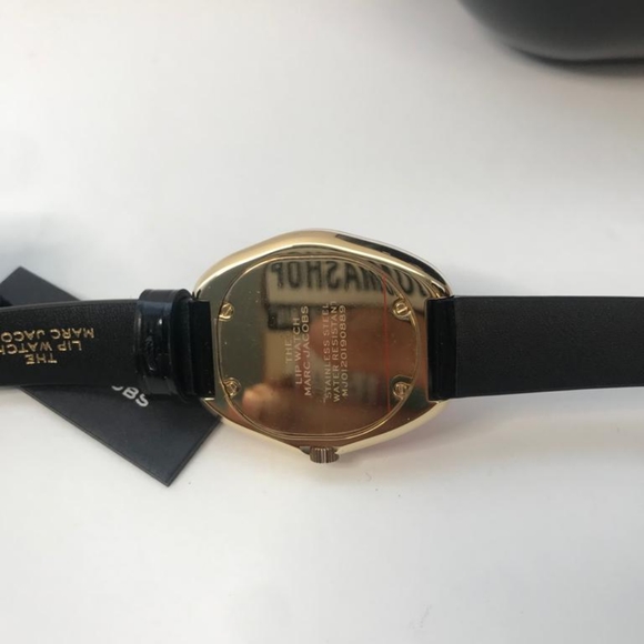 💯 Original Marc Jacobs The Lip Quartz Black Dial Ladies Watch MJ0120190889. - Picture 11 of 11
